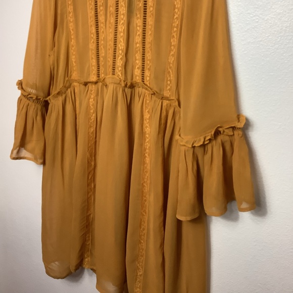 NWT Lulu’s In the Meadows Mustard Yellow Size  Medium Crochet Lace dress / top - Picture 6 of 11